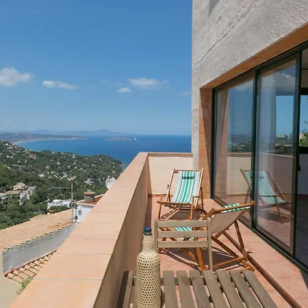 아파트 2 Bedroom In Center. Sea Views, Terrace And Pool *