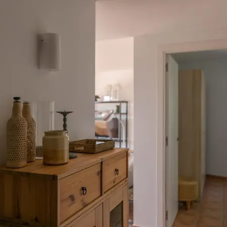 2 Bedroom In Center. Sea Views, Terrace And Pool Апартаменты *