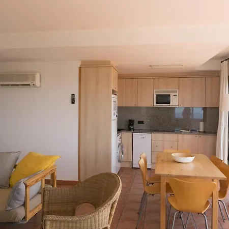 2 Bedroom In Center. Sea Views, Terrace&pool *